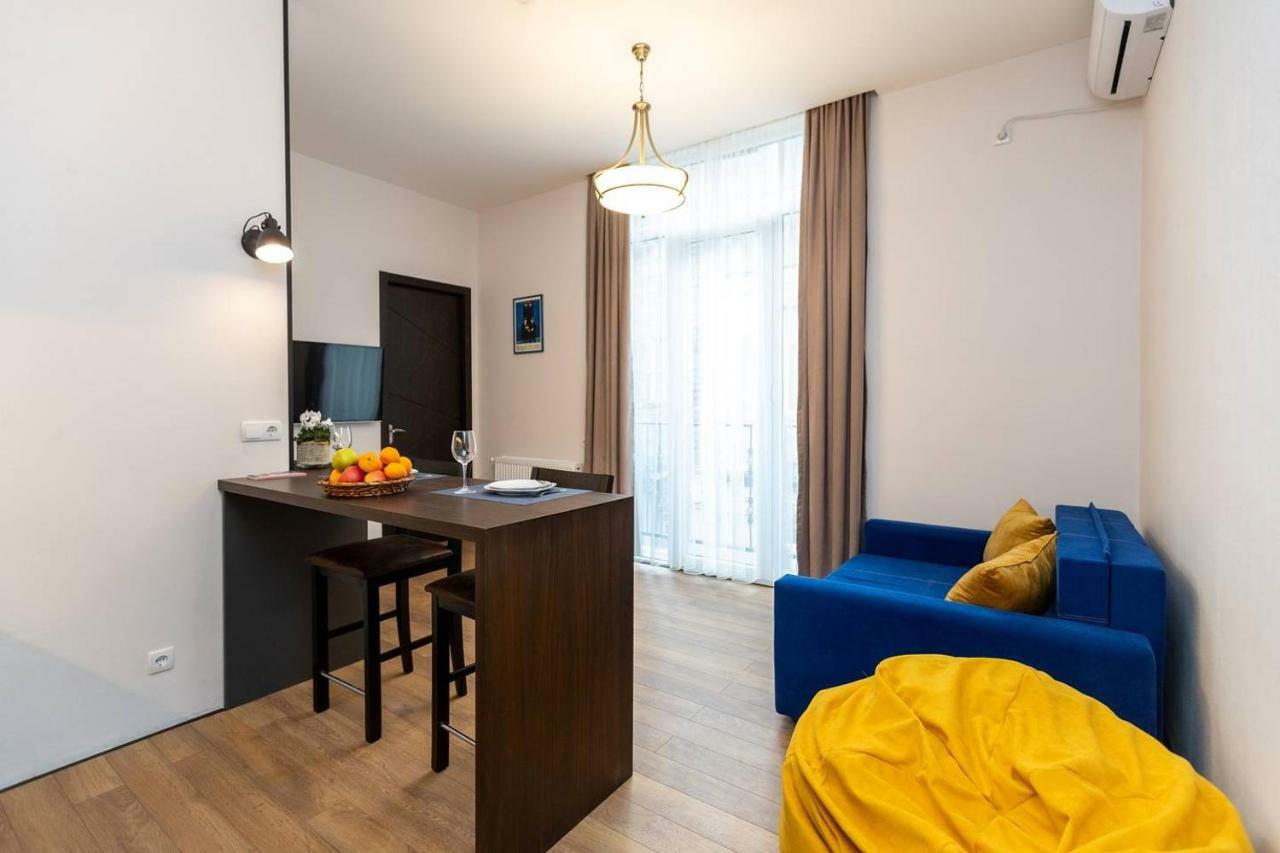 Wehost Apartment Near Fabrika Tbilisi Exterior foto